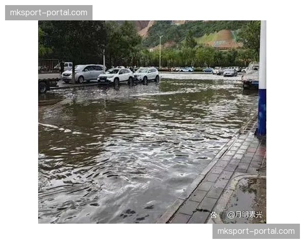 周末联赛天气预警：多场比赛可能因大雨受到影响