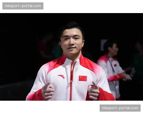 虞琳敏和刘洋分获女子跳马和男子吊环铜牌